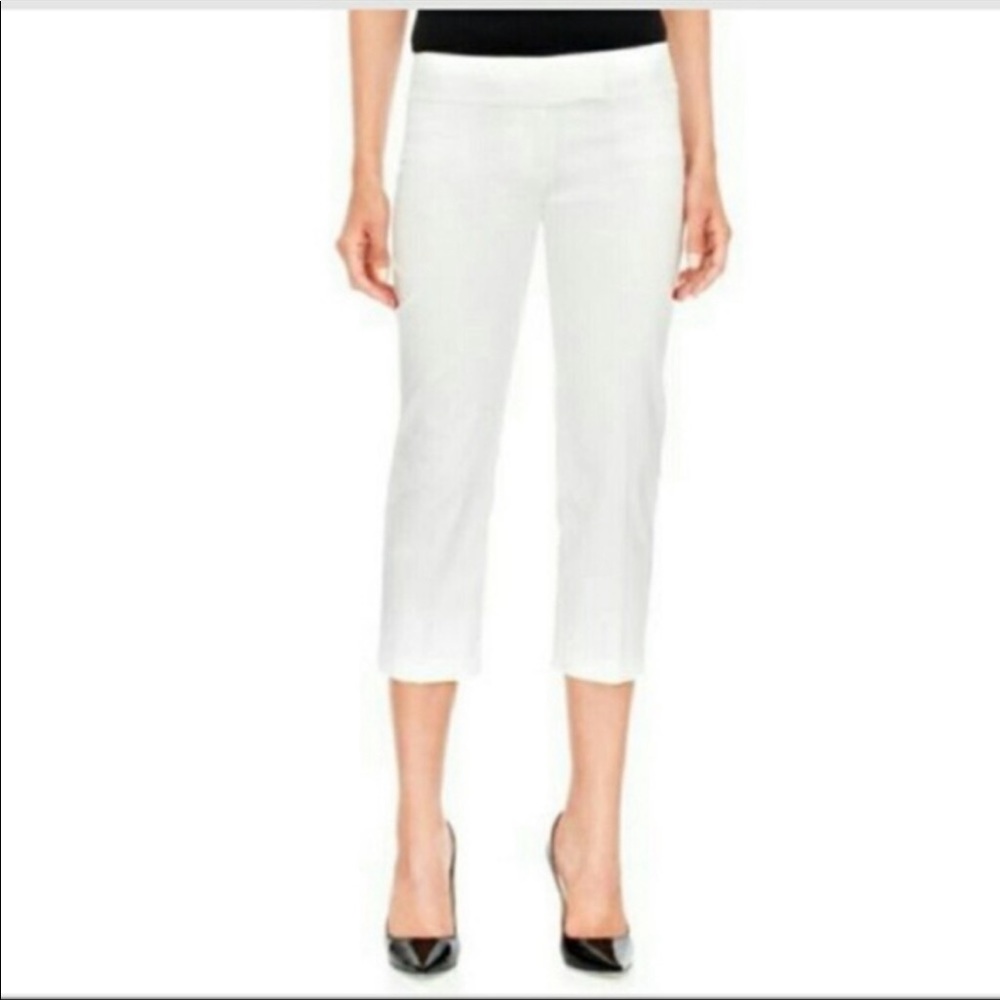 THE LIMITED The Exact Crop Size 2